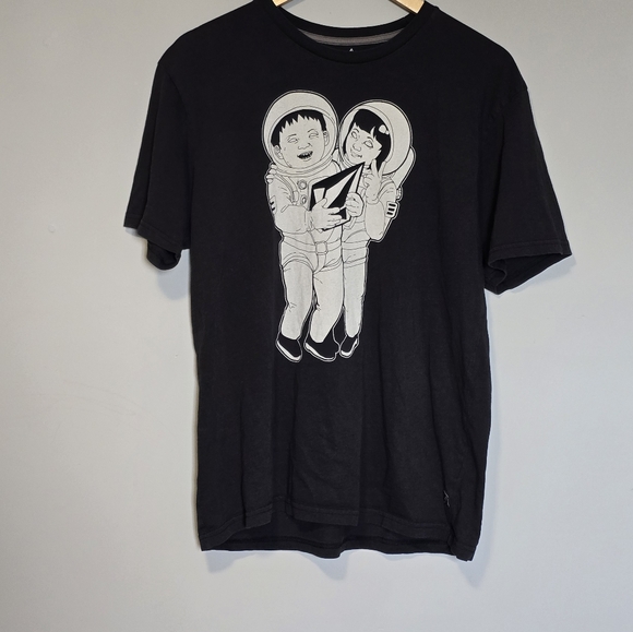 Rare Volcom Featured Artist series/ Artist Dora.S - Picture 1 of 3